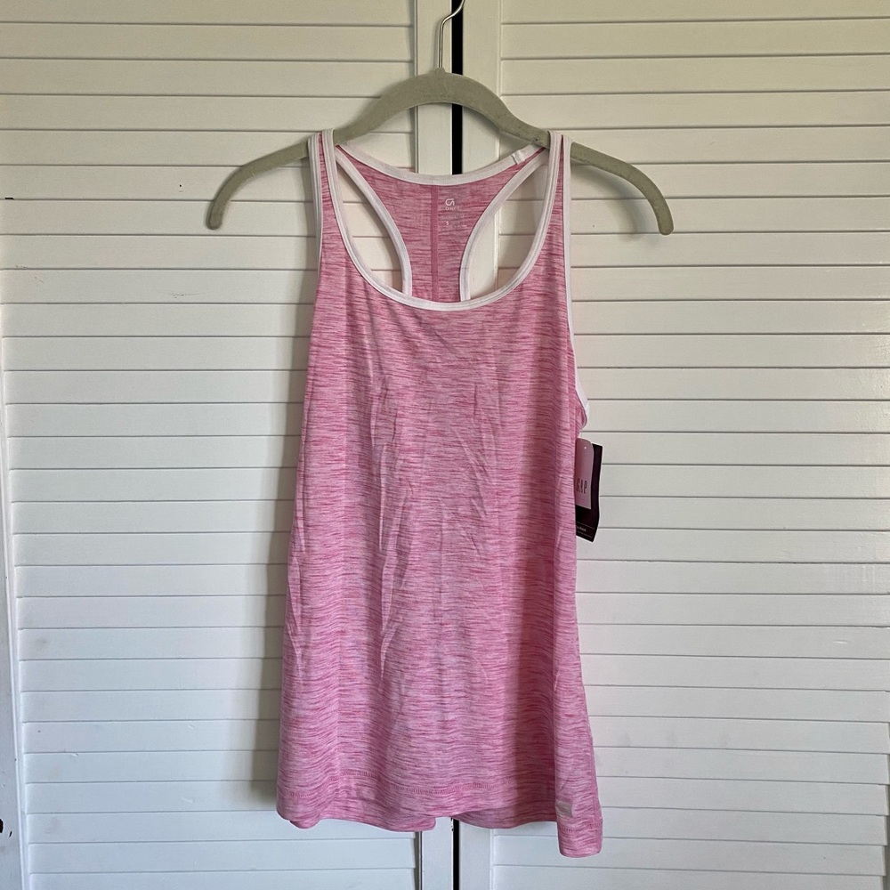 <SOLD> NWT GapFit Breathable Pink Workout Top
